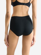 BLACK / 38