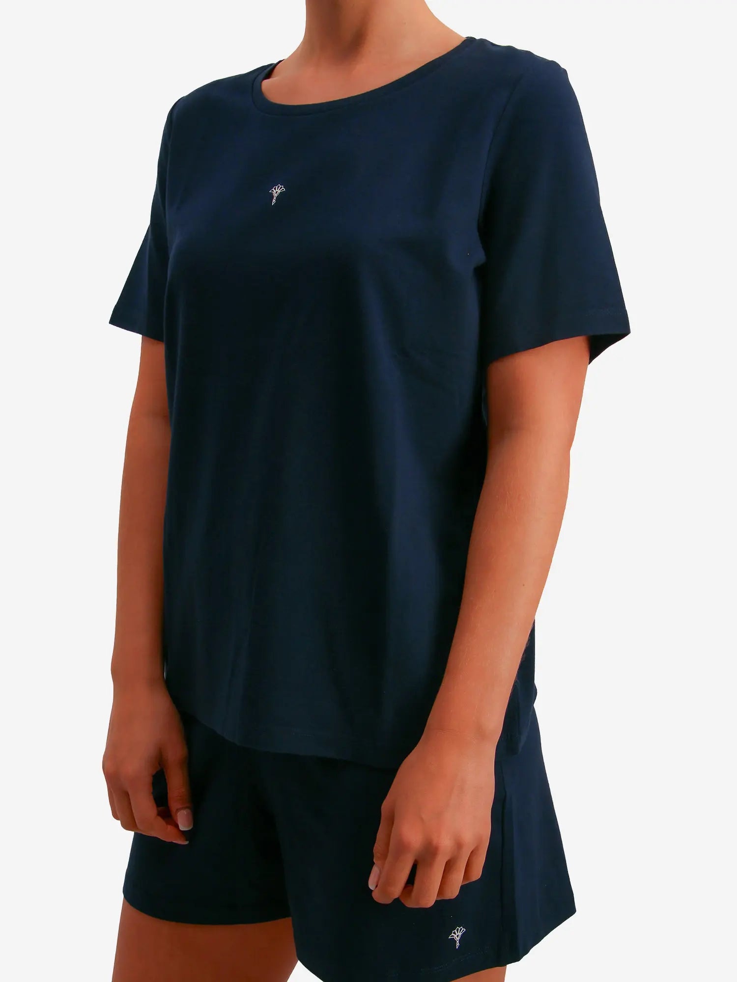 blau / 34