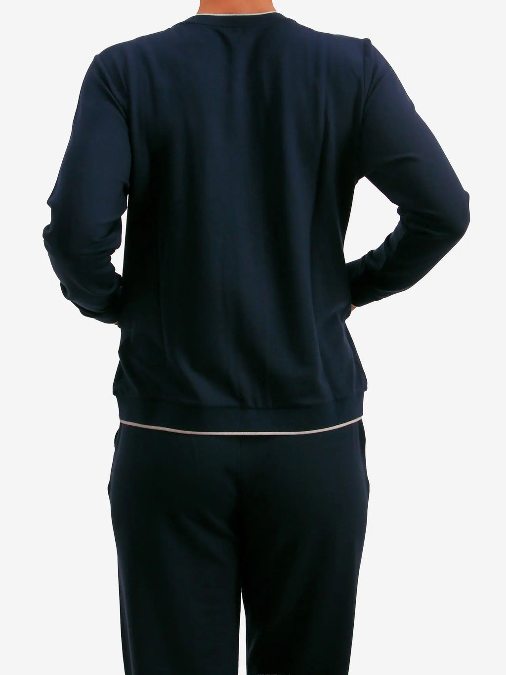 blau / 34
