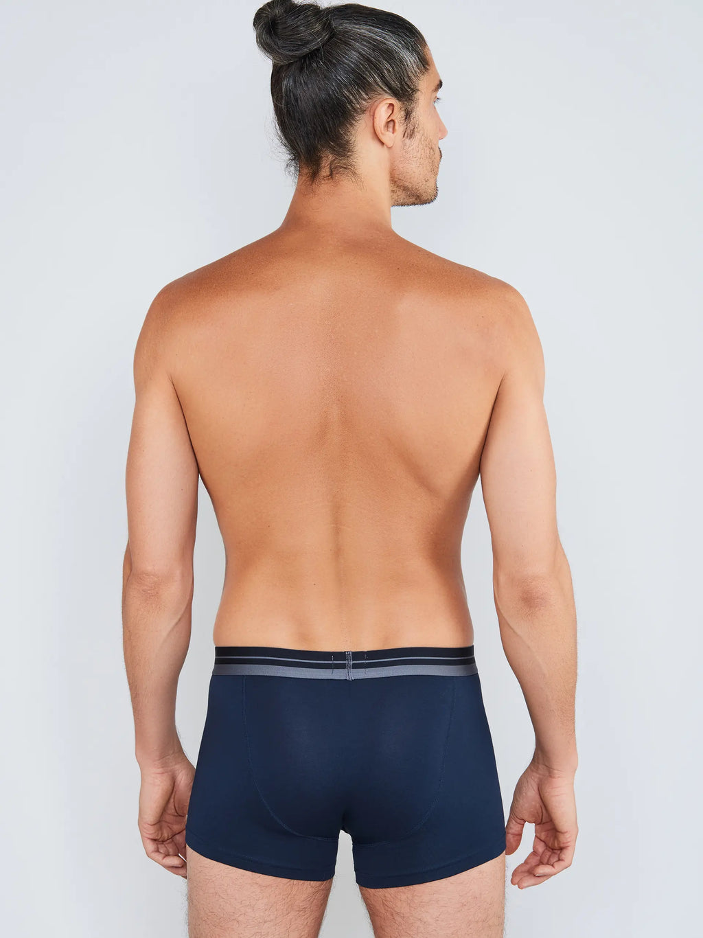 black/grey/navy / L