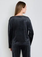 BLACK / 34