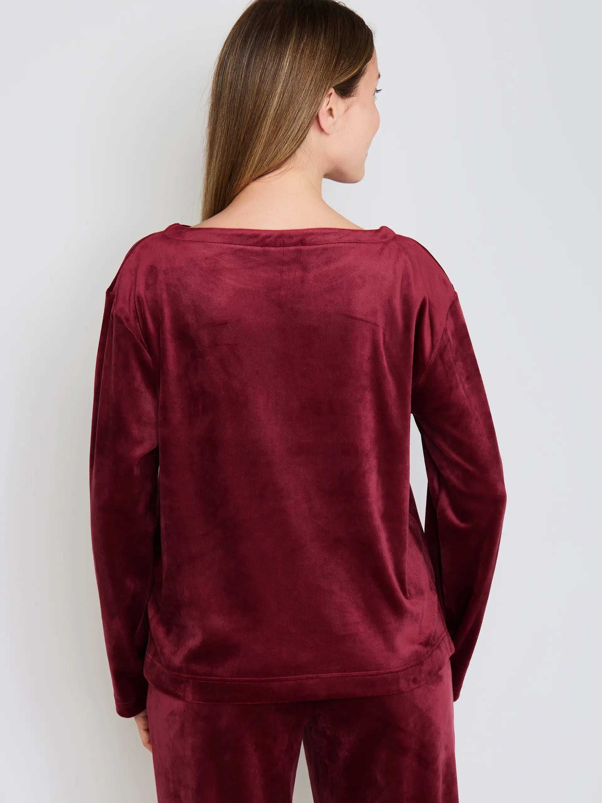 DARK RED / 34