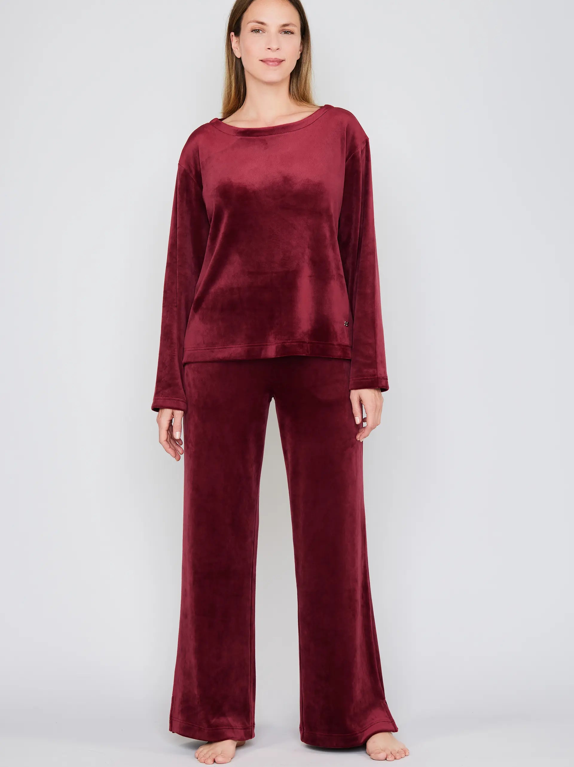 DARK RED / 34