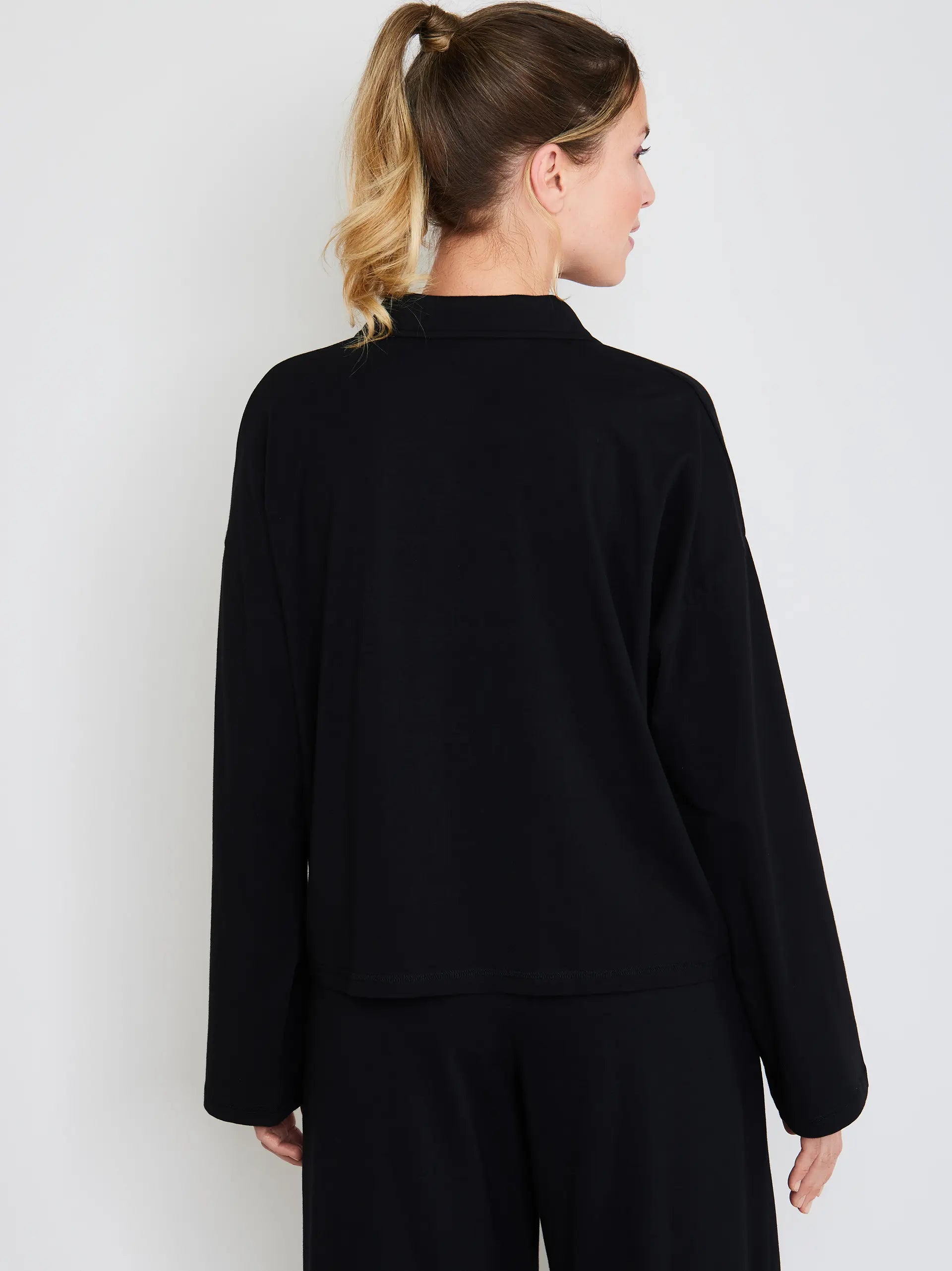 BLACK / L
