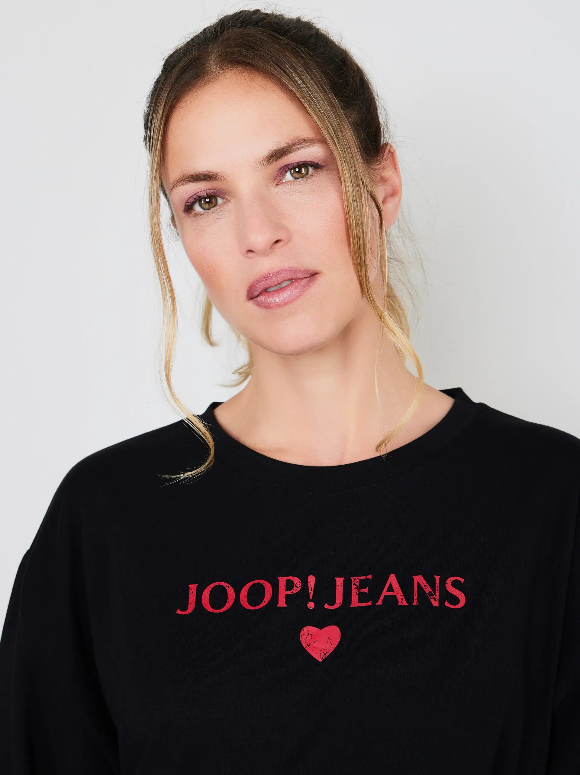 BLACK / L