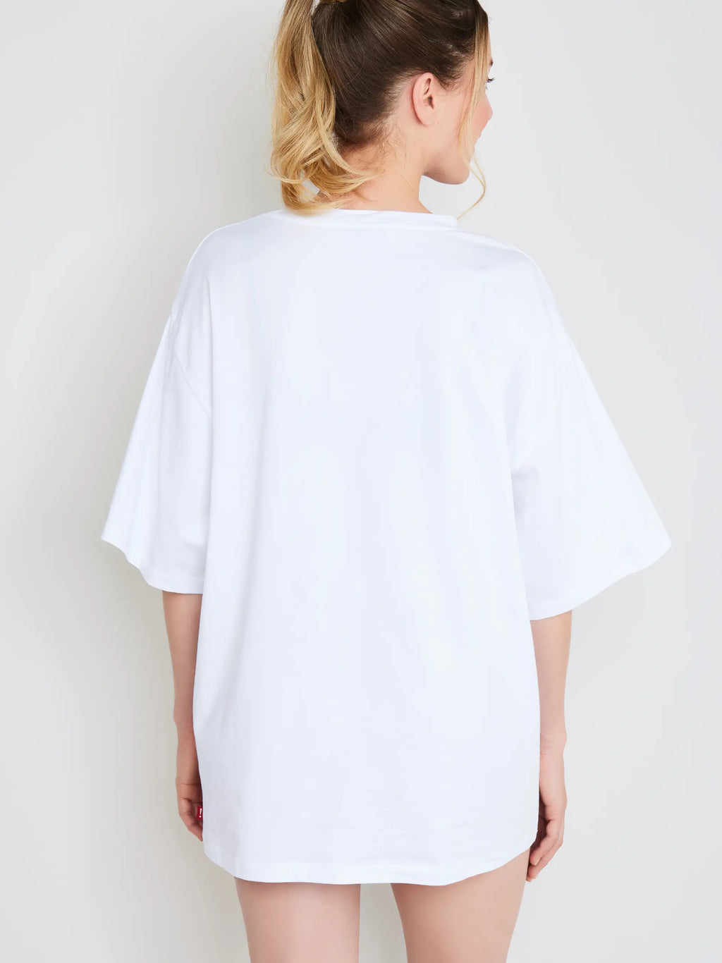WHITE / L