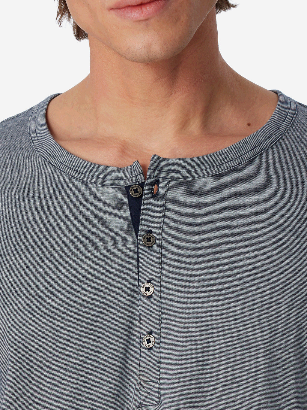 blau / 102