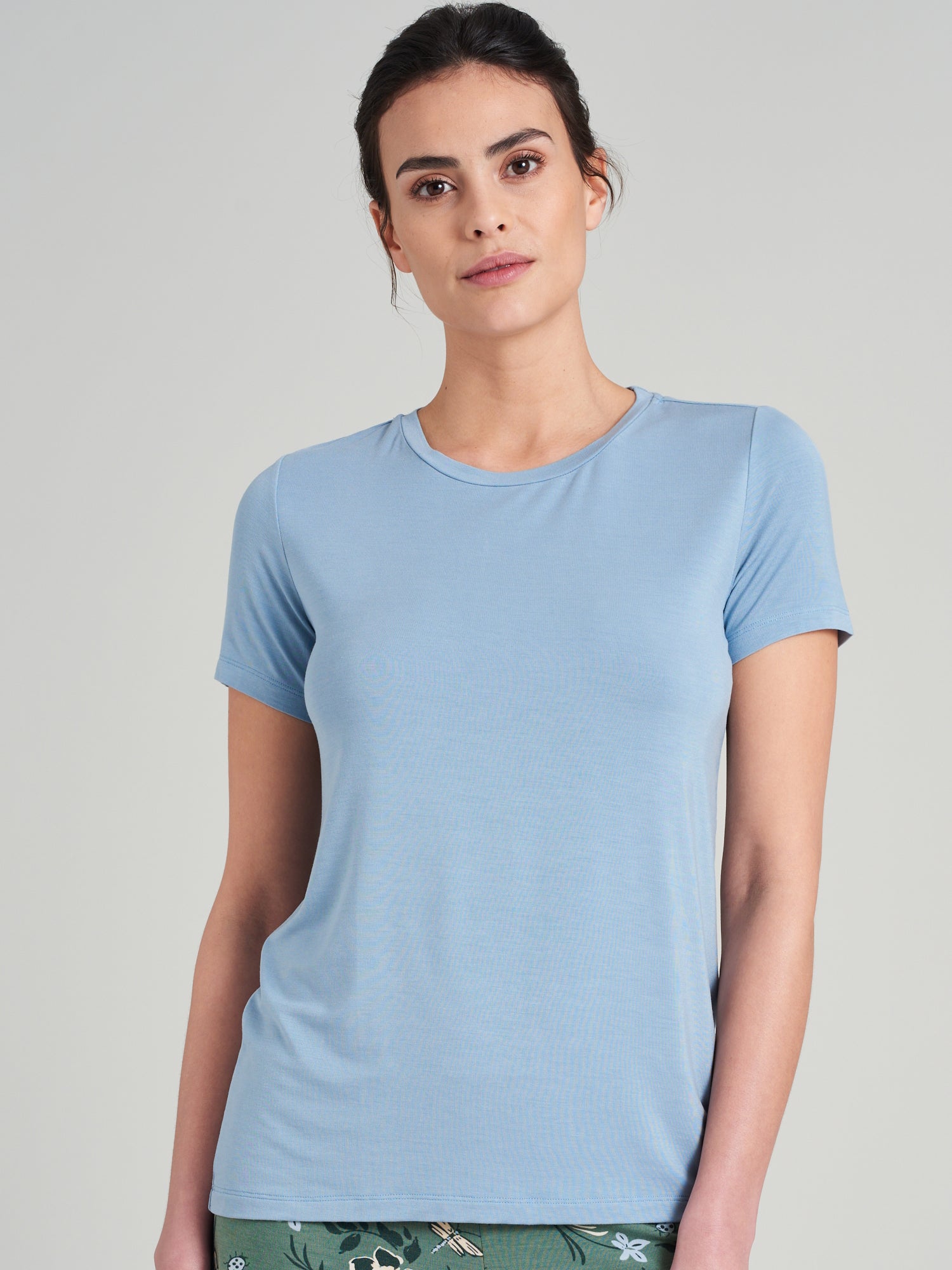 hellblau / 34