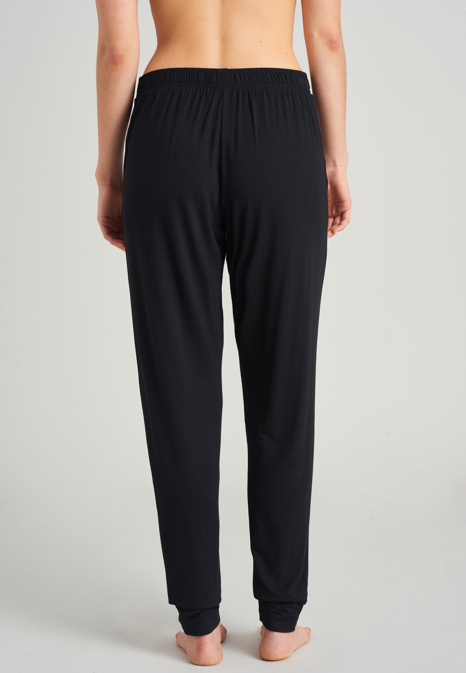 black / 34