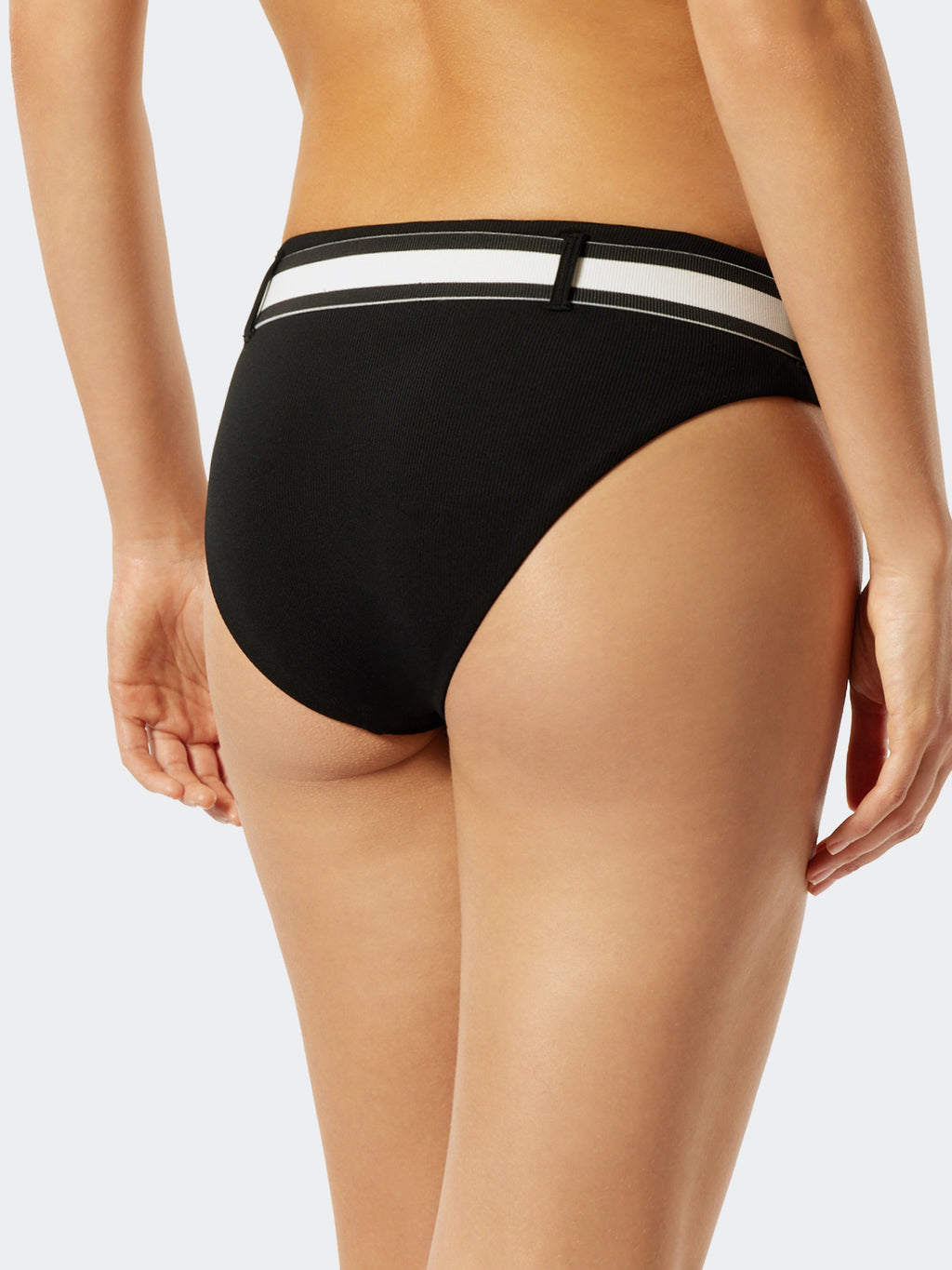 black / L