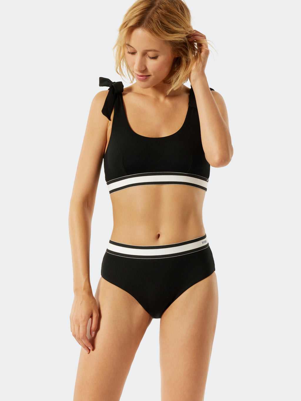 black / L