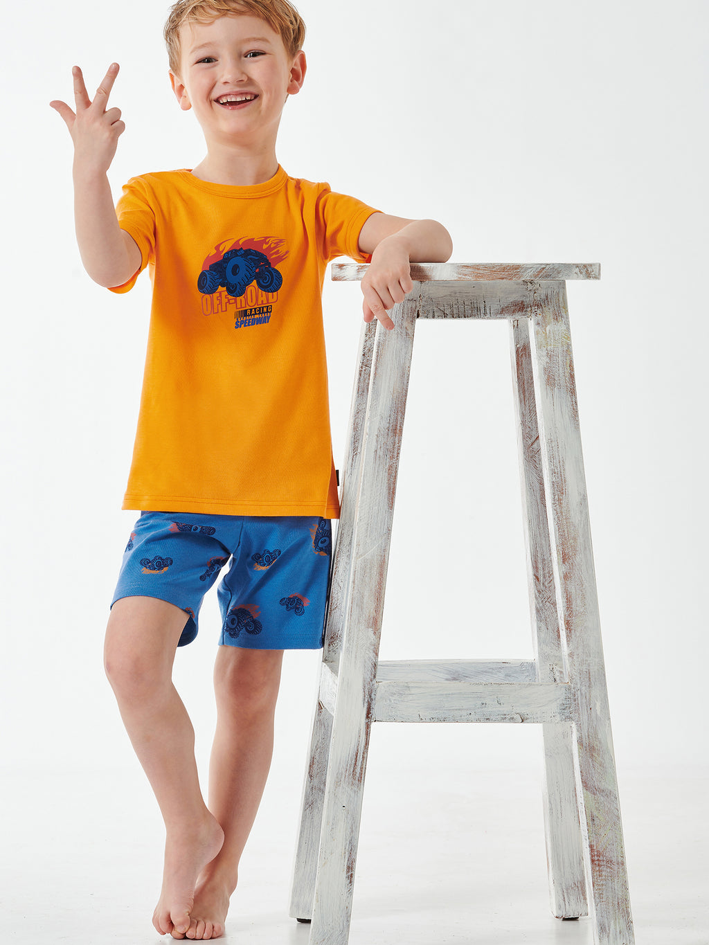 orange, blau / 104