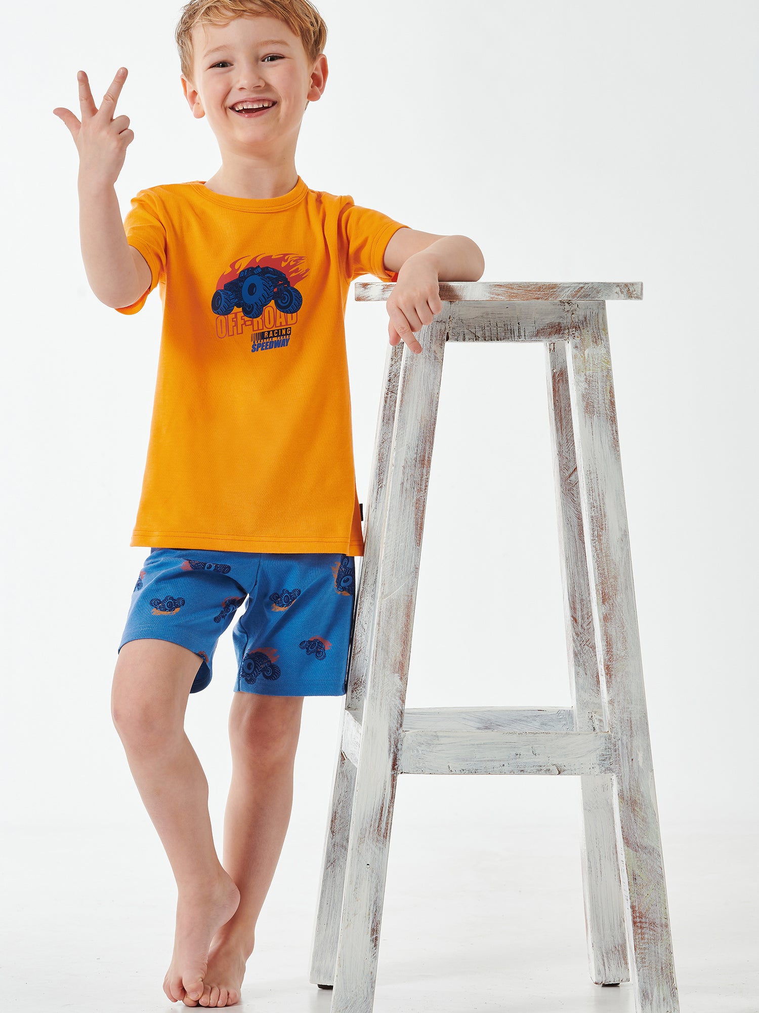 orange, blau / 104
