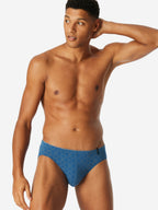 blau / 4