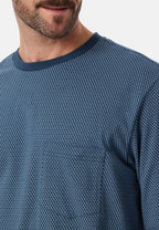blau / 48