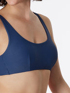 blau / L