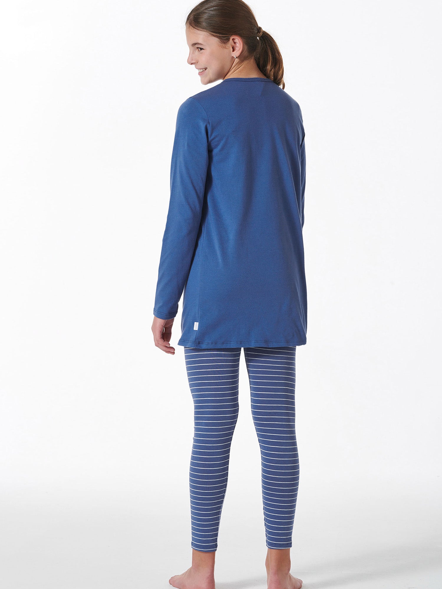 blau / 116