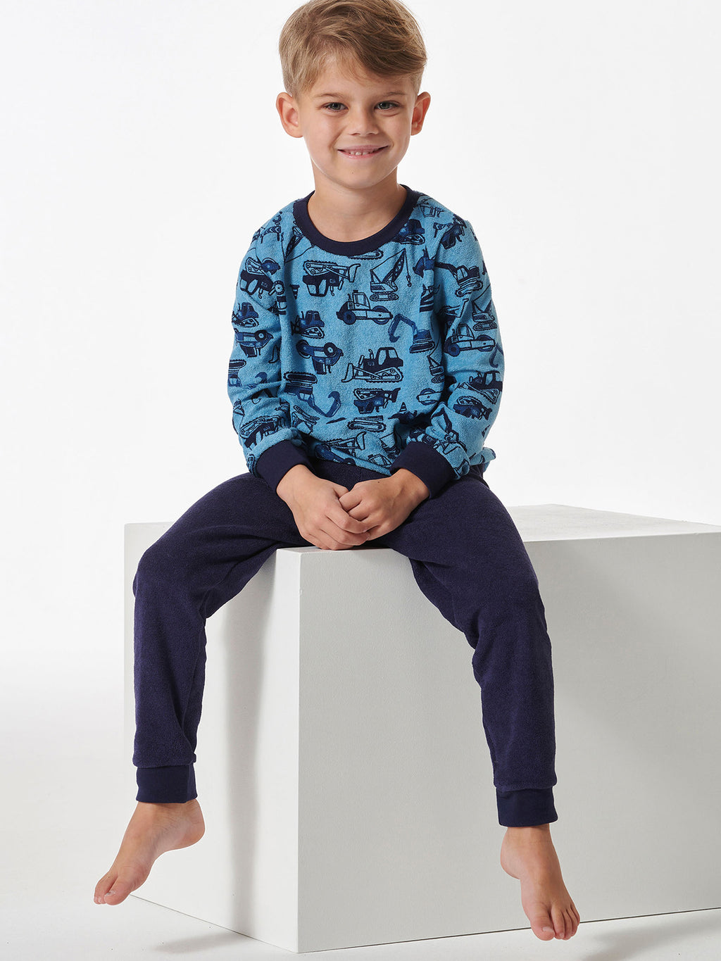 blau / 104