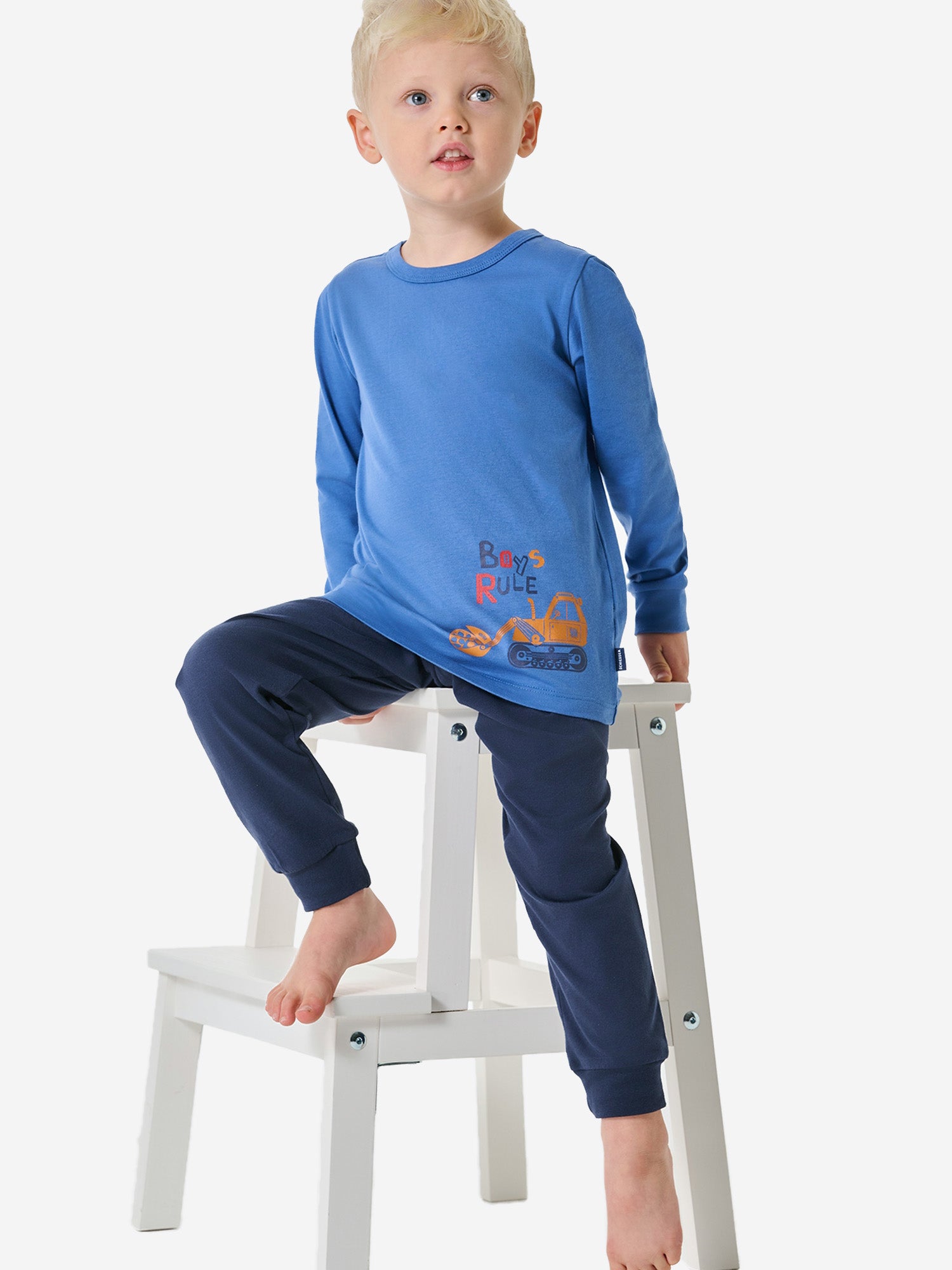 blau / 104