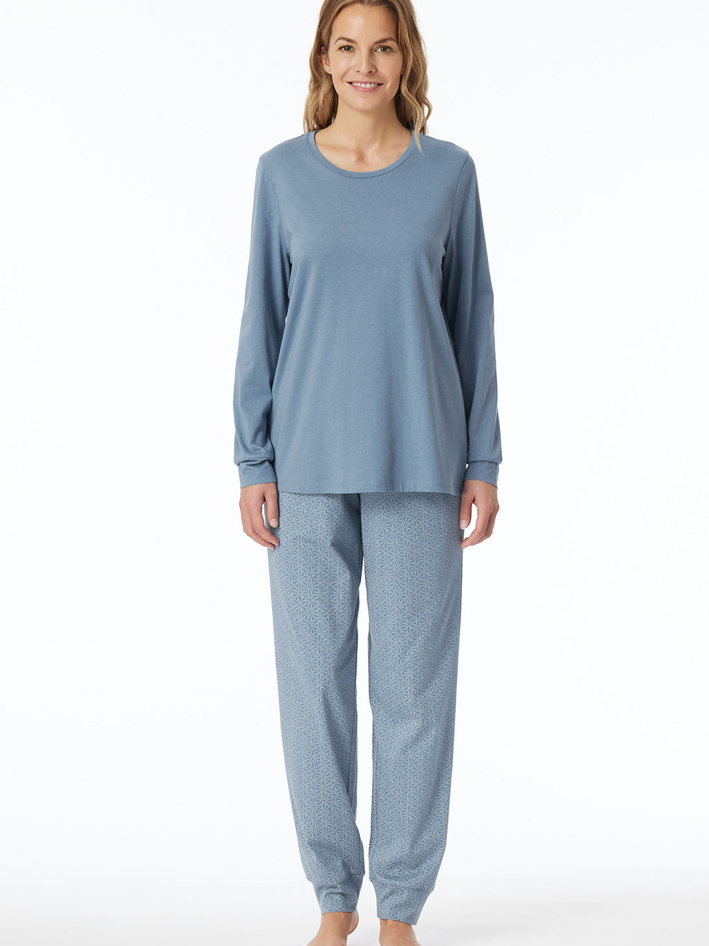 blau / 36