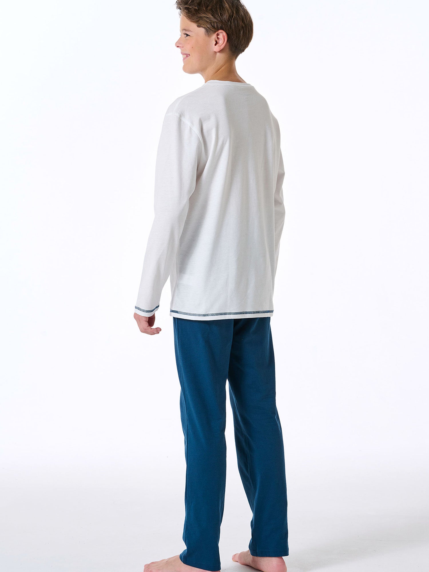 weiss / 140