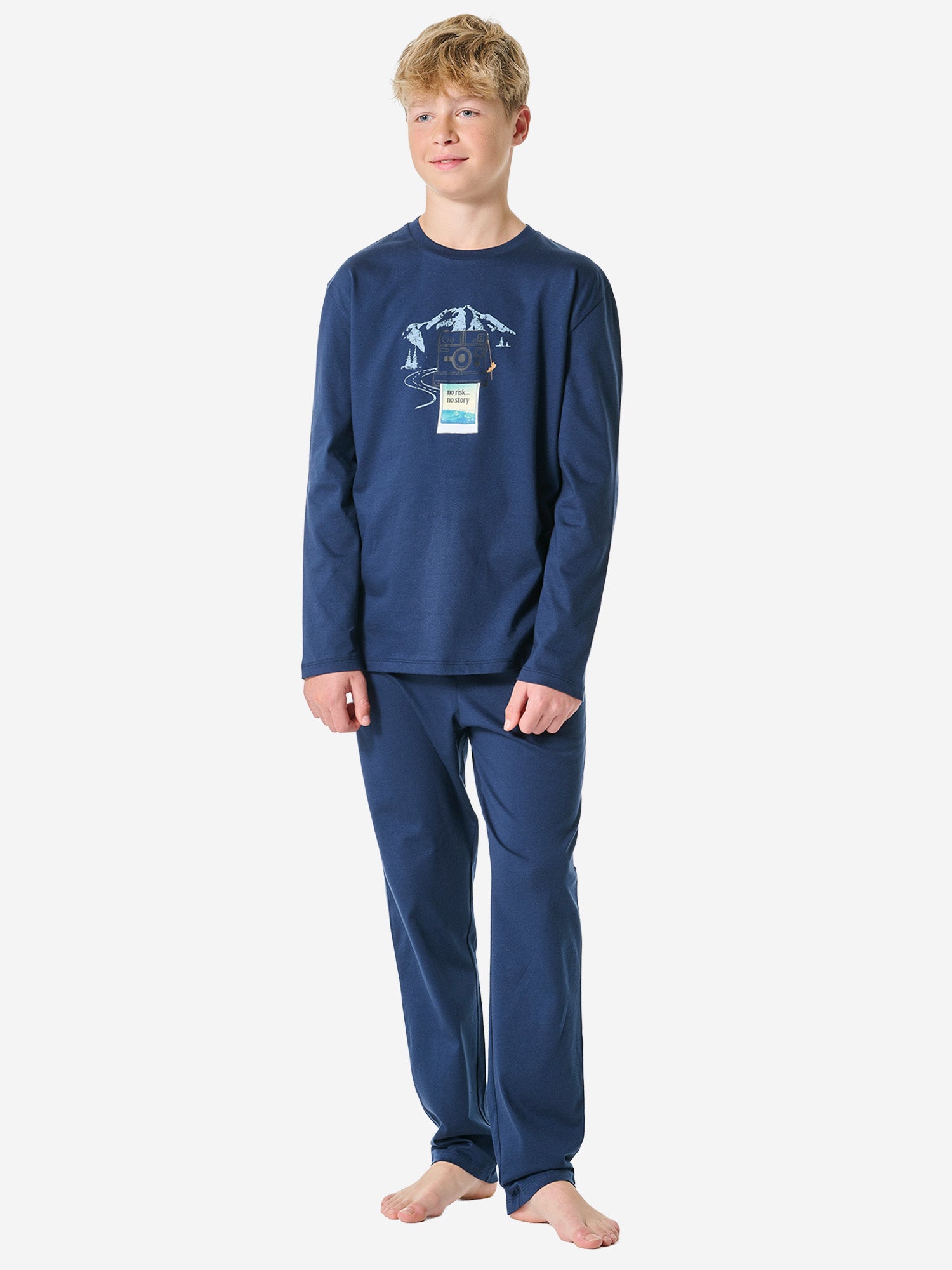 dunkelblau / 140