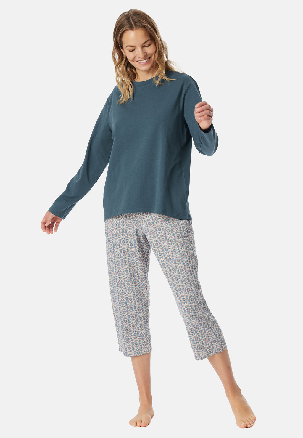 blau / 34