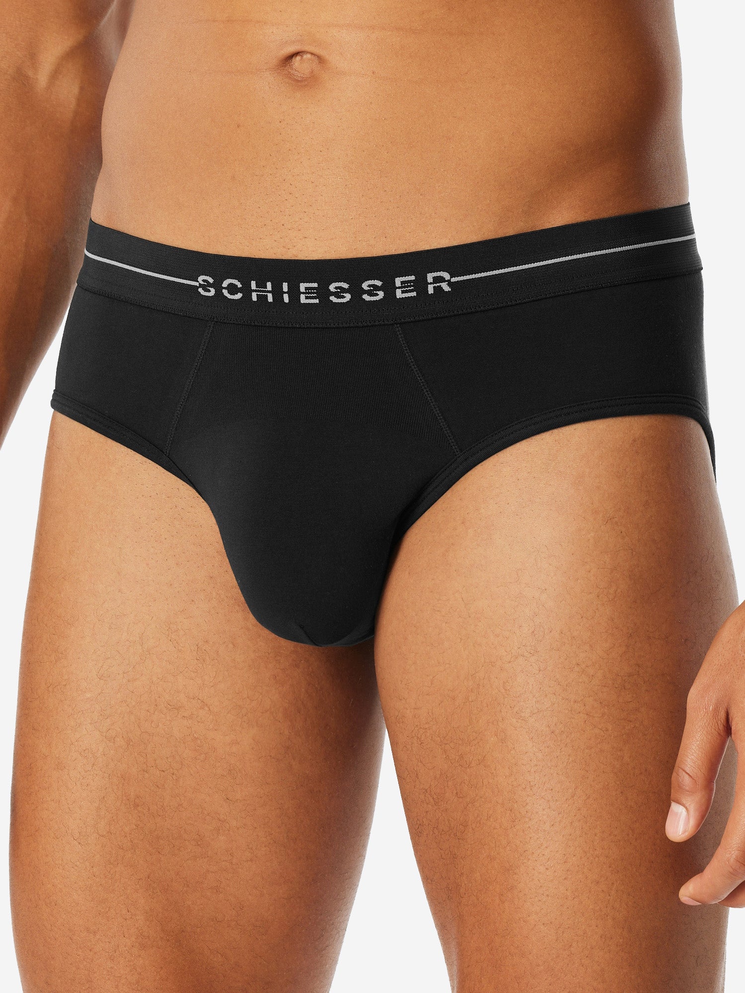 schwarz / 5