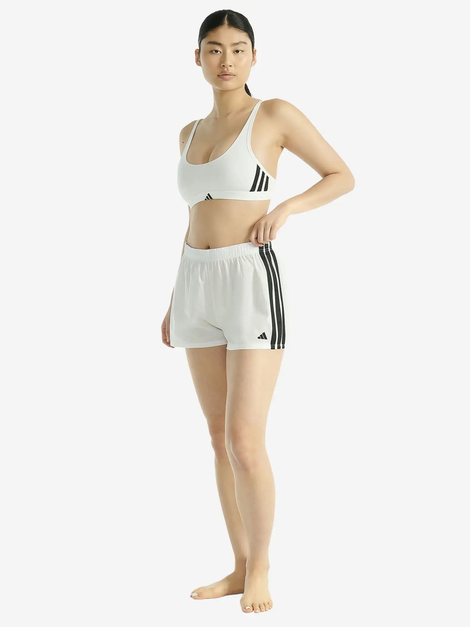 white / L