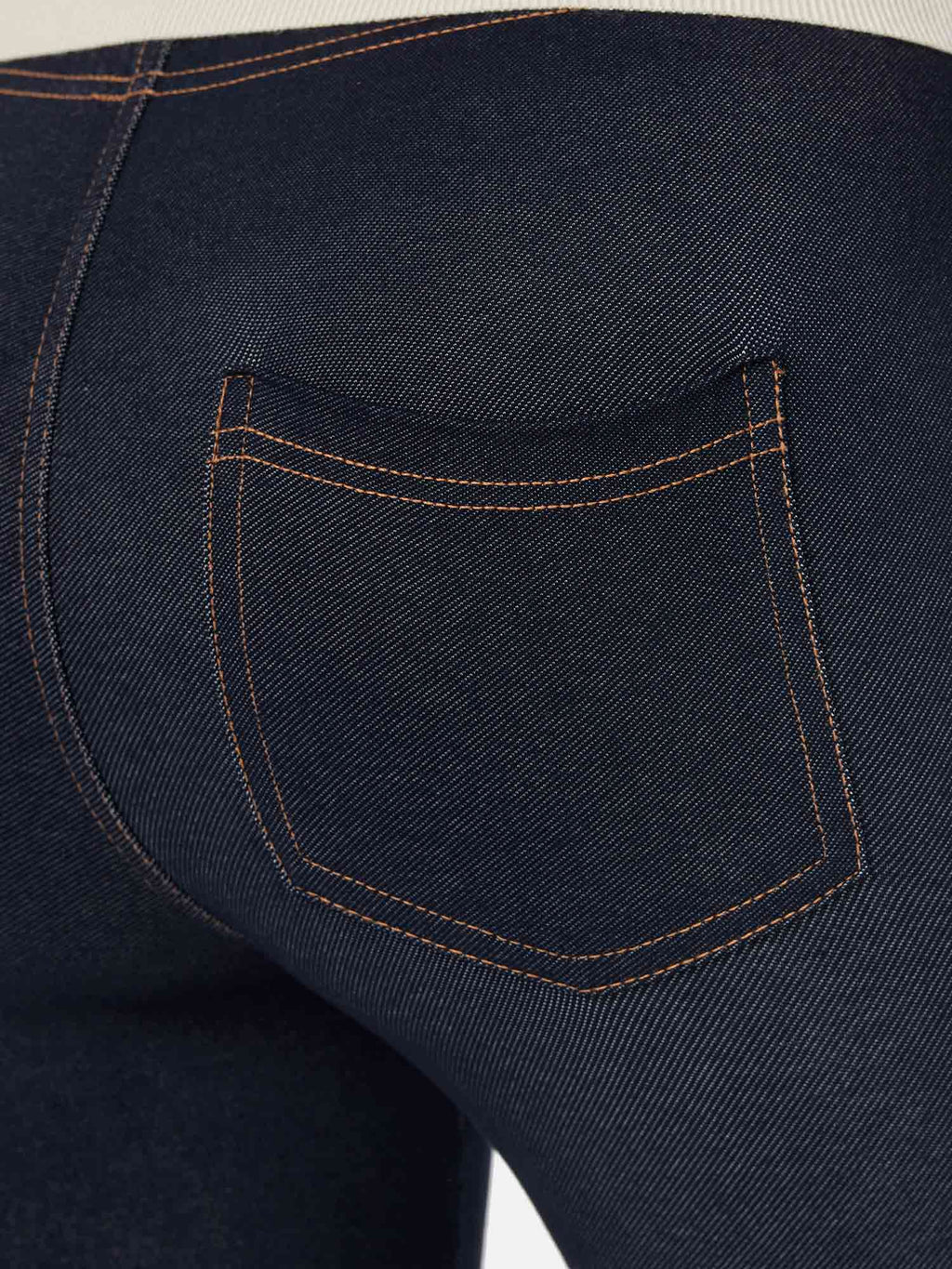 dunkeljeans / 46-48