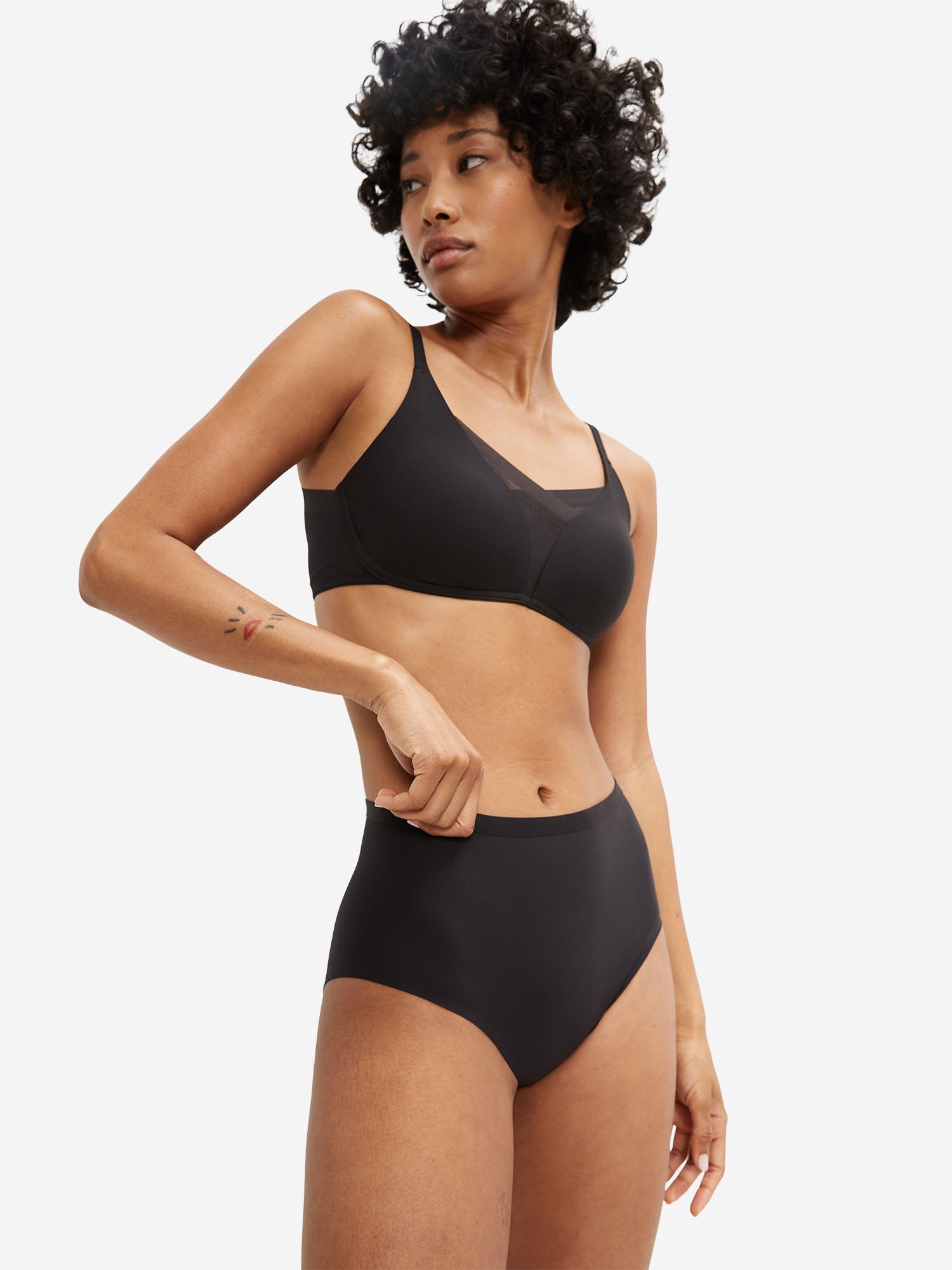 black / L