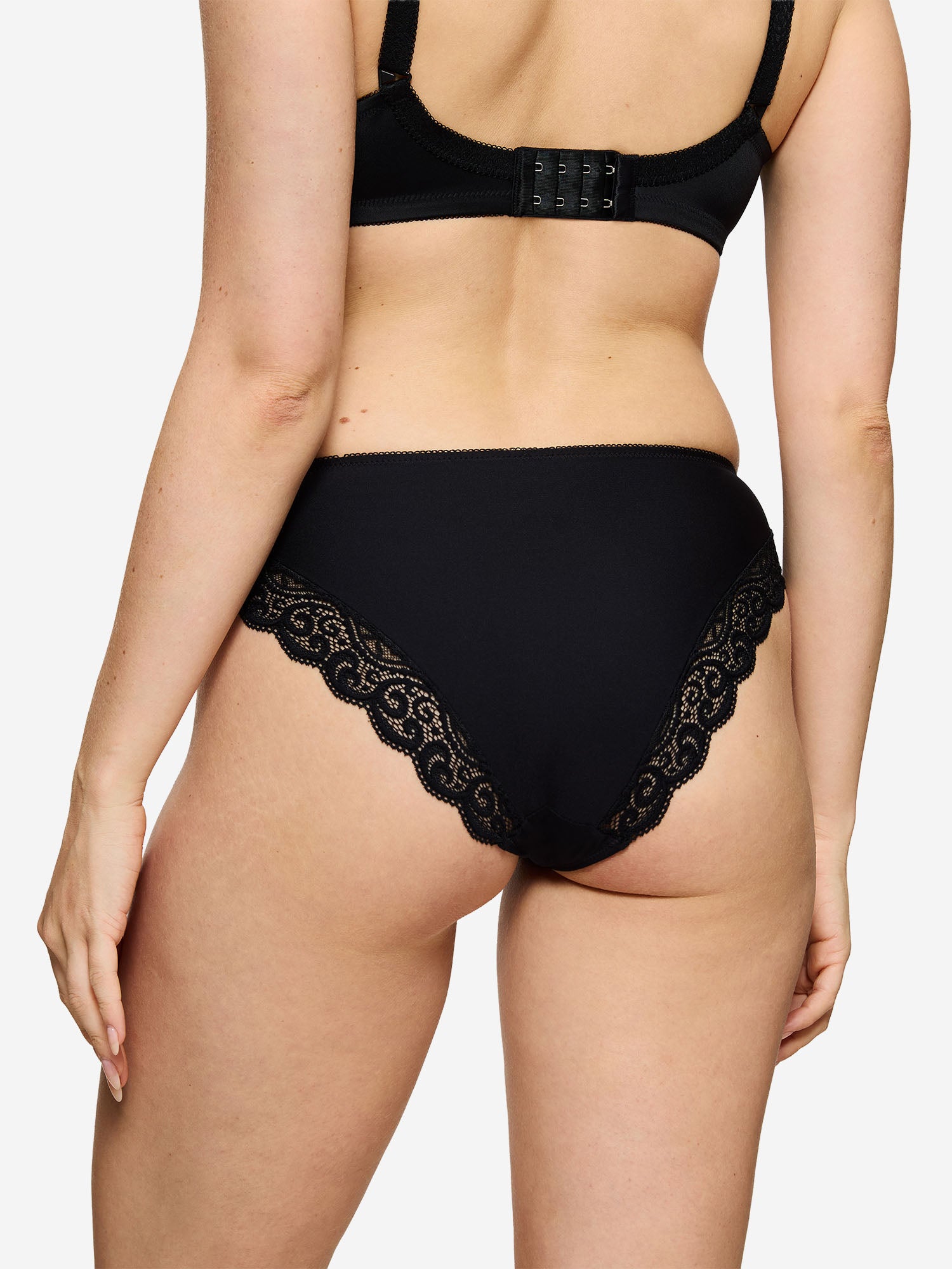black / 36
