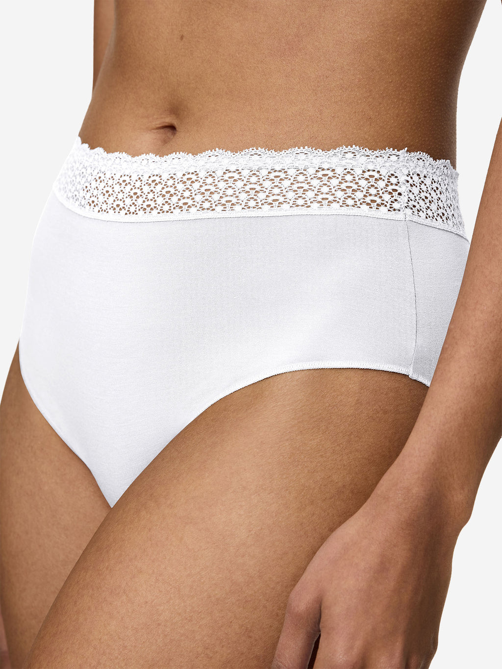 white / L