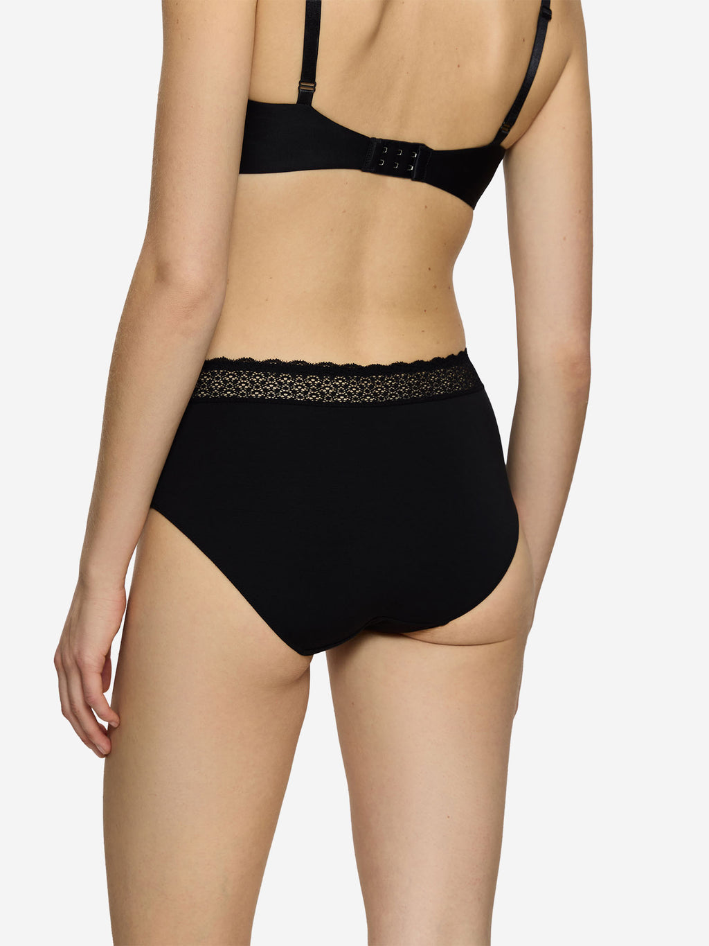 black / L