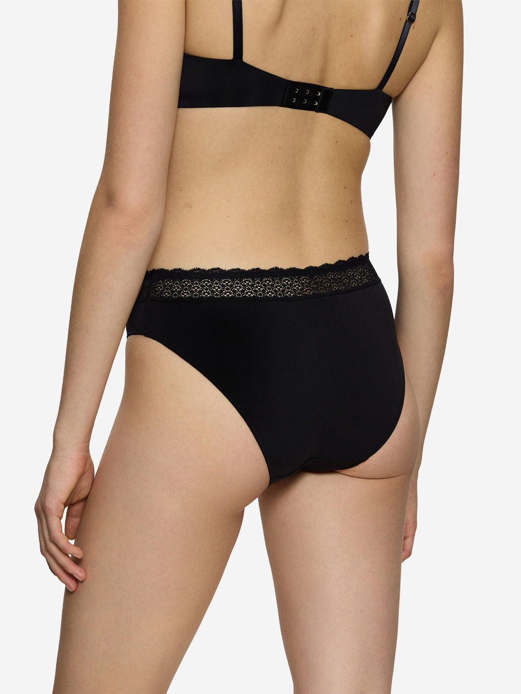 black / L