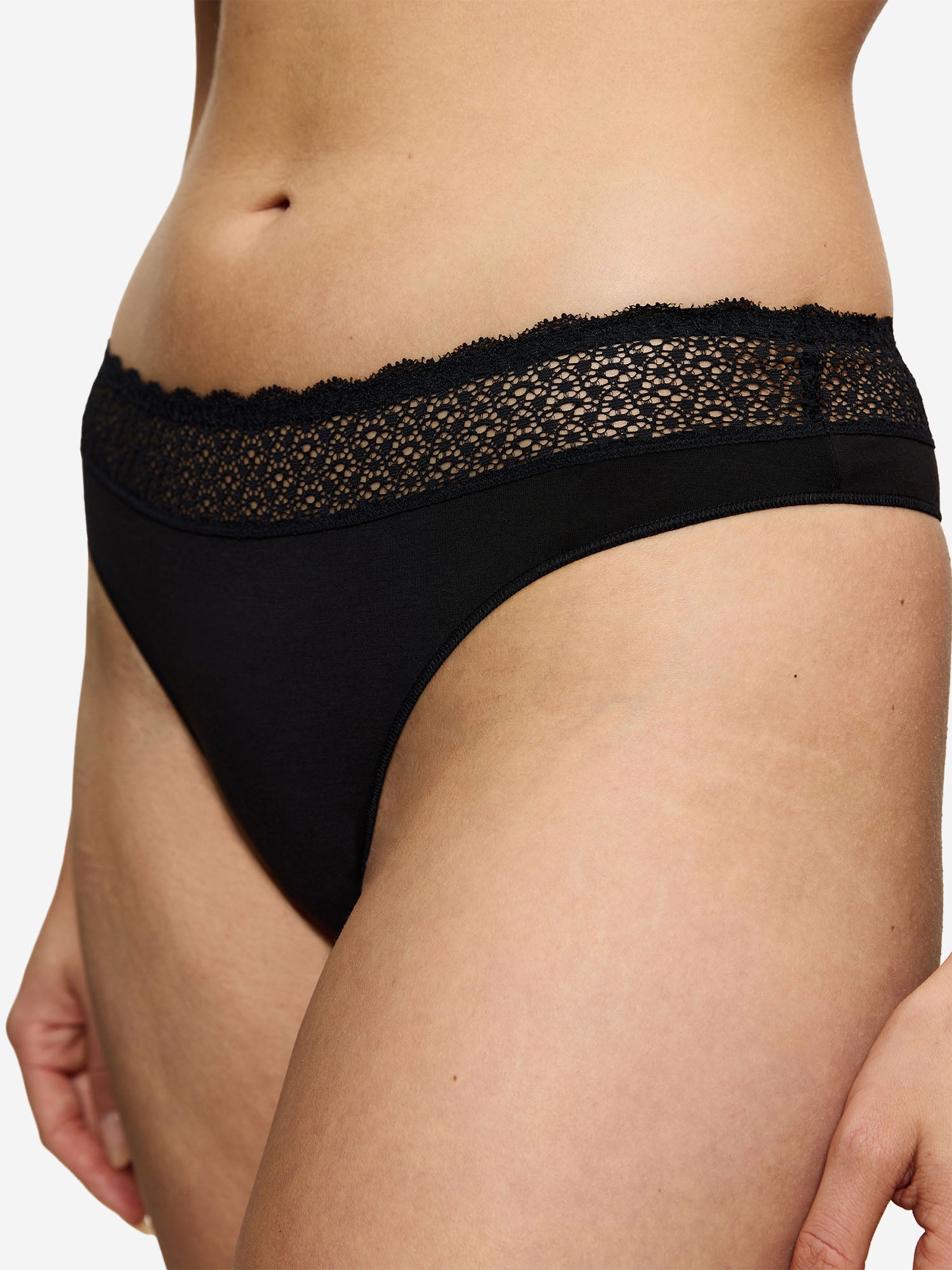 black / L